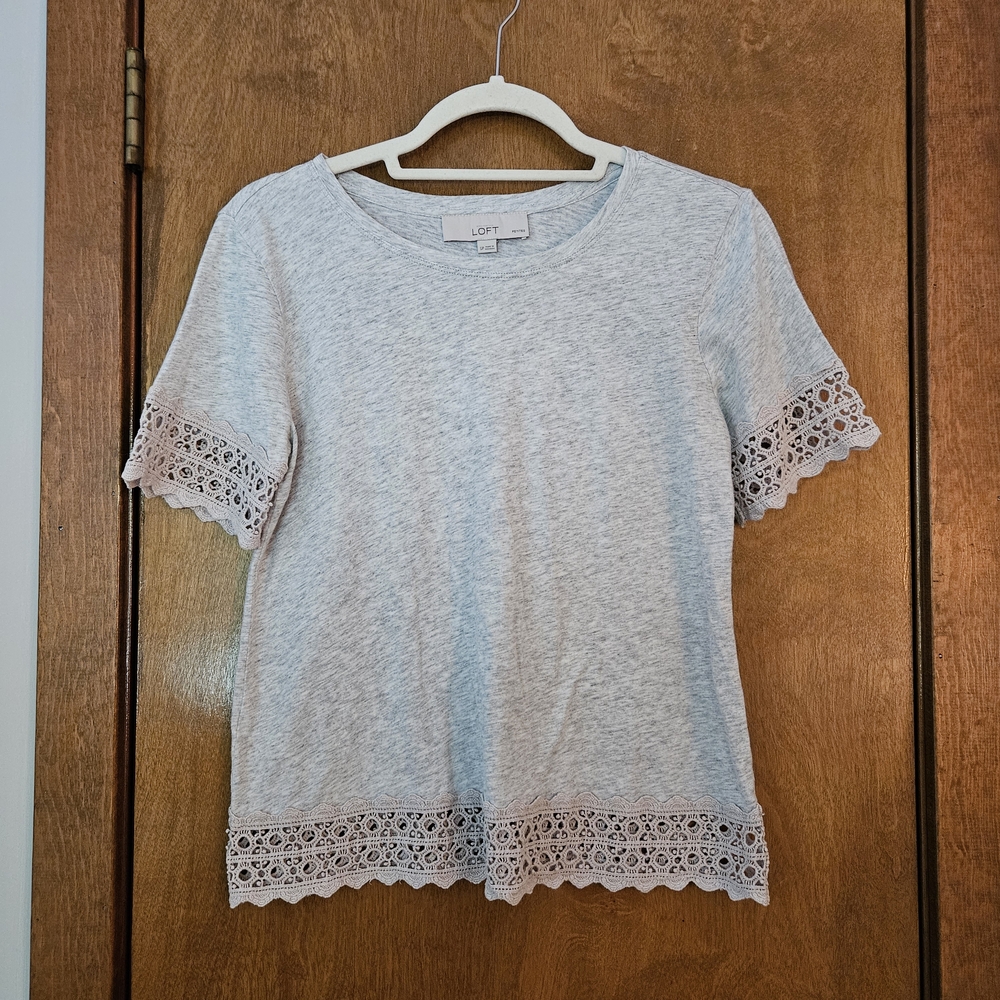 LOFT Gray Lace Trim Women's Top